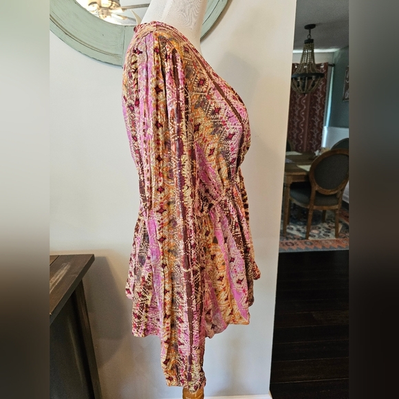 Savanna Jane Size Large Rayon V-neck Flowy Long Sleeve Top. Tribal Print - Picture 3 of 9
